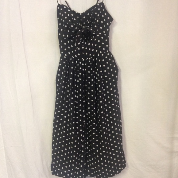 Xhilaration Polka Dot Sleeveless Button Down Knot - Picture 2 of 4